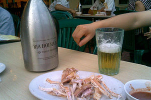 75220233-BiaLanChin1.jpg