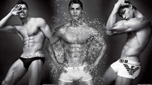 Cristiano-Ronaldo-Armani.jpg
