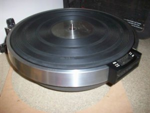 Hipster05-SONY turntable 002.jpg