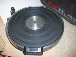 Hipster05-SONY turntable 001.jpg