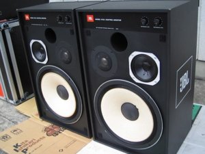 JBL_4312.jpg