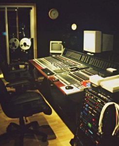 STUDIO.jpg