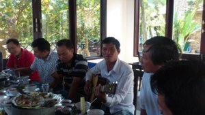 20 a son guitar gop mat.JPG