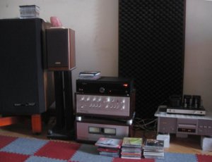 Onkyo 202A II Ltd.jpg