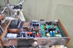 phono 1 (800 x 531).jpg