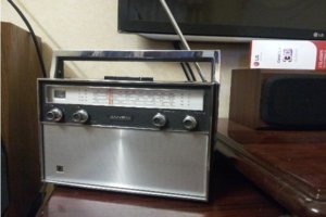 radio 2.jpg