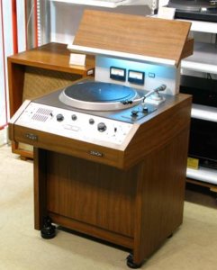 denon.jpg