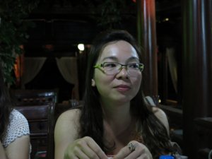 người đẹp Linh.jpg