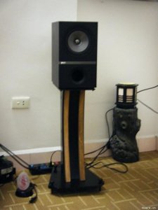 kef q300.jpg