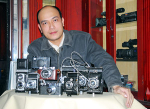 100 may anh.jpg