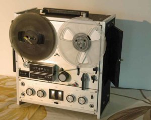 AIWA TP1001.jpg