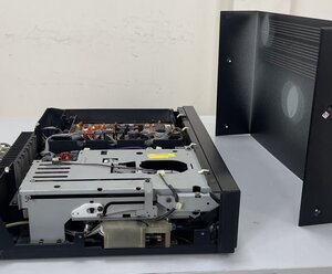 7. philips cd304.jpg