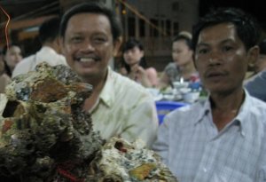 Bac Tuan & bac Nghi.jpg