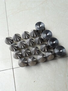 Chân đinh 2.jpg