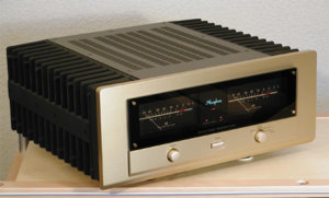 123 Accuphase-P-450-Side-oben[1].jpg