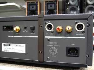 Teac 50_rear.jpg