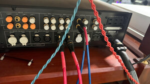 z6750034853690_843fe7704973c25395386757a36903dc.jpg