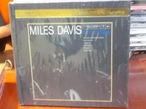 CD-gia-MilesDavisjpg.jpg
