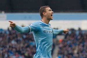 EdinDzeko vs Cardiff.jpg