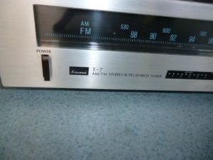 Tuner Sansui T-7.jpg