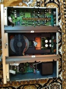 Teac25xs - ben trong.jpg