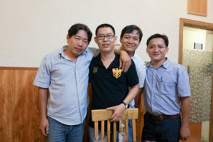 w-25.jpg