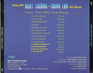 Nike 30 back (600 x 469).jpg