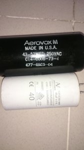aerovox.jpg