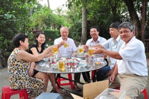 và bạn audio.JPG
