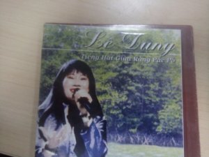 Lê Dung VN Radio Station.jpg