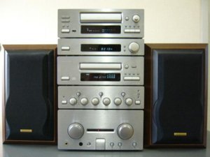 kenwood 1001.jpg