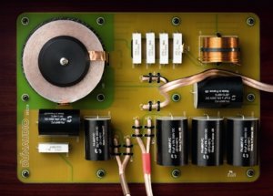 Bộ phân tần của Consequence Ultimate được trang bị các linh kiện cao cấp nhất.jpg
