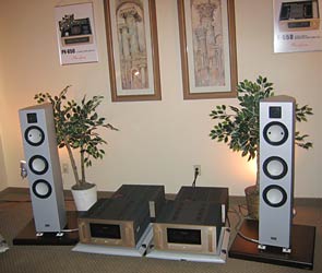 Accuphase-Isophon.jpg