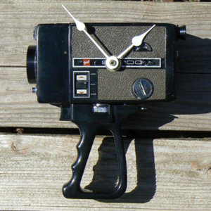 recycled-super-8-camera-clock.jpg