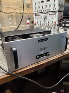 2239219-audio-research-classic-60-kt88-6550-stereo-amplifier.jpg