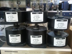 CDE 70UF-1400V 100UF-800V.jpg