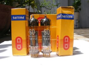 Philips Miniwatt E80CC SQ1.jpg