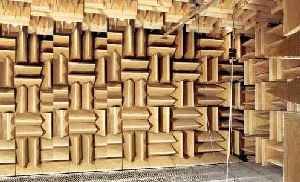 a04_anechoic.jpg
