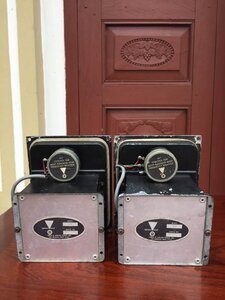 phan tan jbl lx 10 (sau).jpg