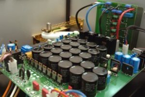 Goldmund Telos 2500.jpg