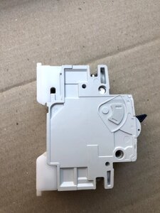 c355f9c4765f8401dd4e.jpg