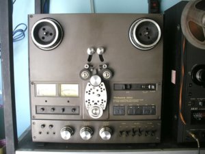 TECHNICS-1500.JPG