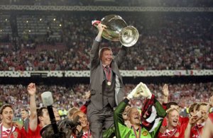 Sir ferguson-1998-99.jpg