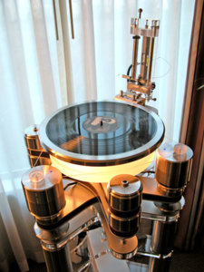 024_Musical_Surroundings_Clearaudio_03.jpg