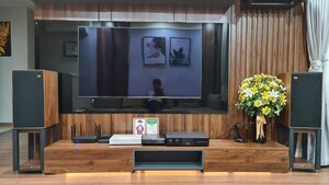 Naim SN2 Linton 85th.jpg