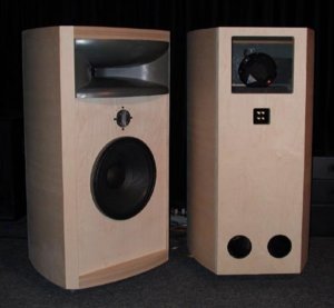 jbl_ken_2041.jpg