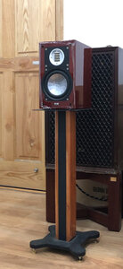 ELAC BS 243..jpg
