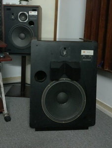 L300_resize.jpg